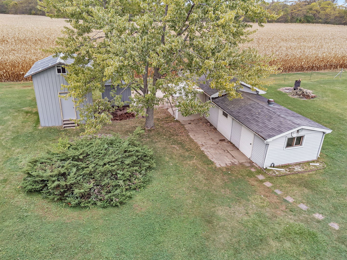 11085 N Tabler Road, Minooka, IL 60447