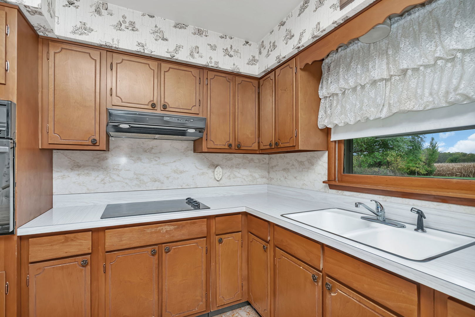 11085 N Tabler Road, Minooka, IL 60447