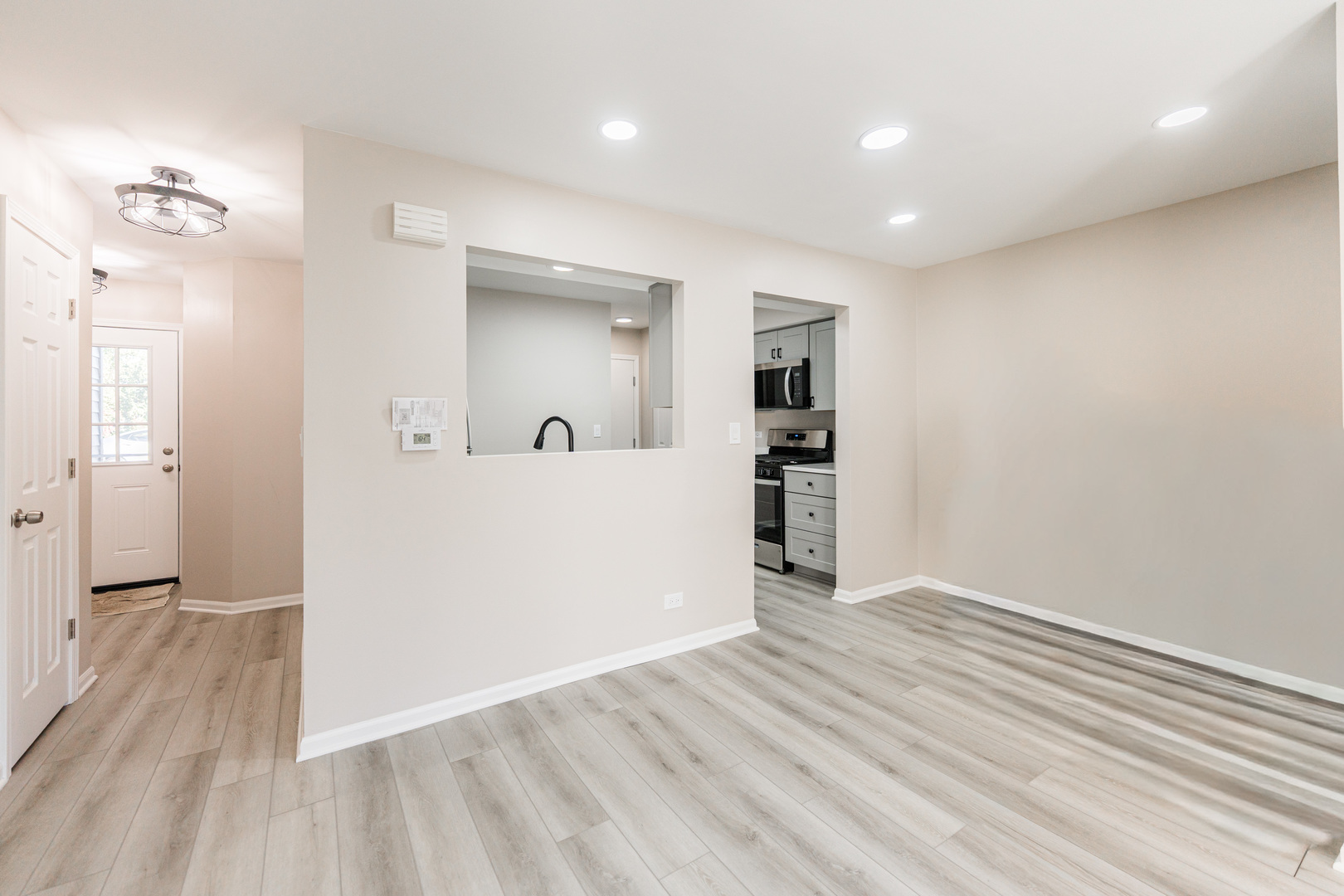 115 N Dole Avenue, Crystal Lake, IL 60014