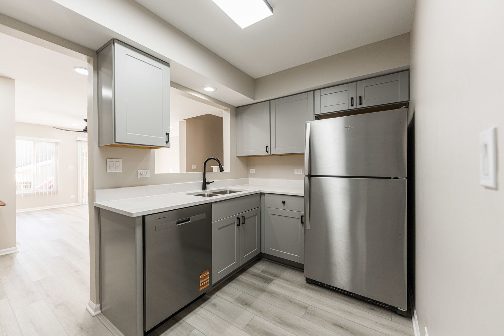 115 N Dole Avenue, Crystal Lake, IL 60014