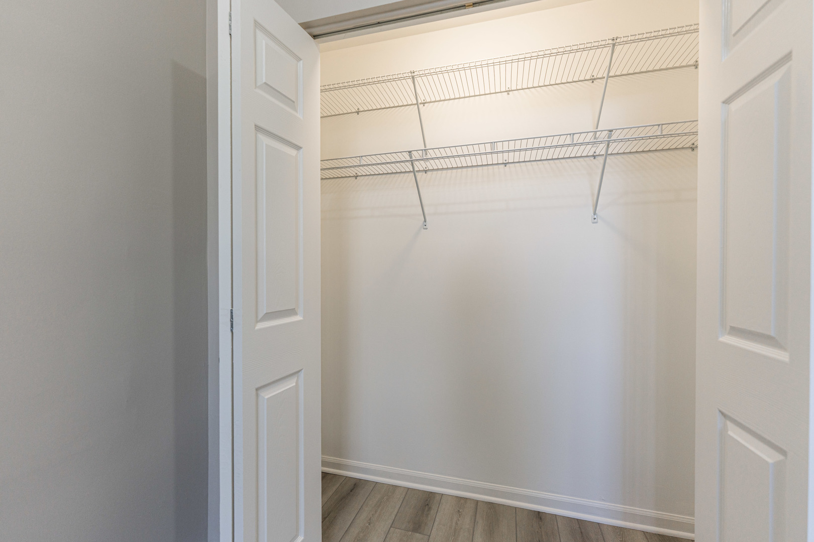 115 N Dole Avenue, Crystal Lake, IL 60014