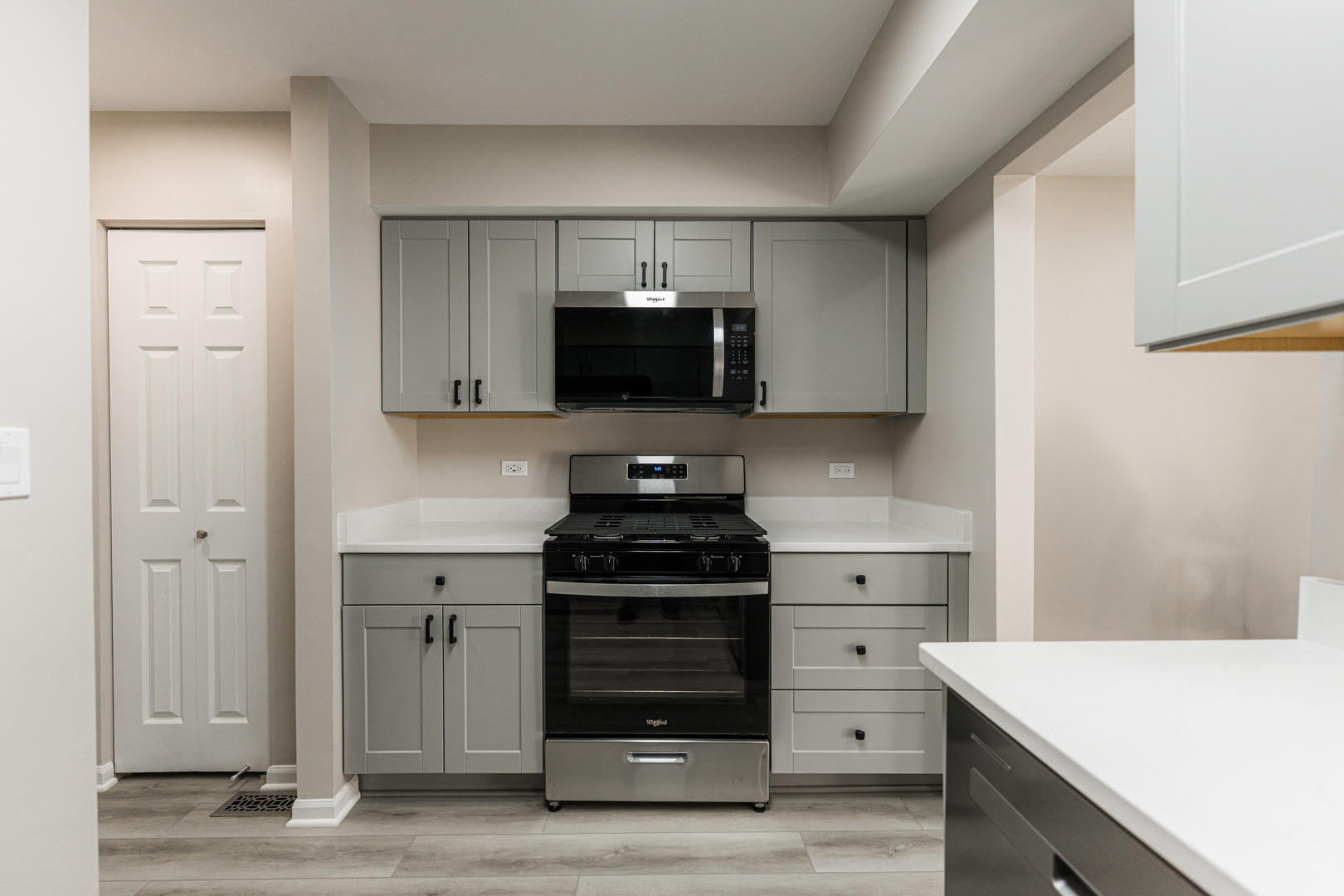 115 N Dole Avenue, Crystal Lake, IL 60014