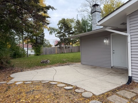 1019 Stratford Circle, Streamwood, IL 60107