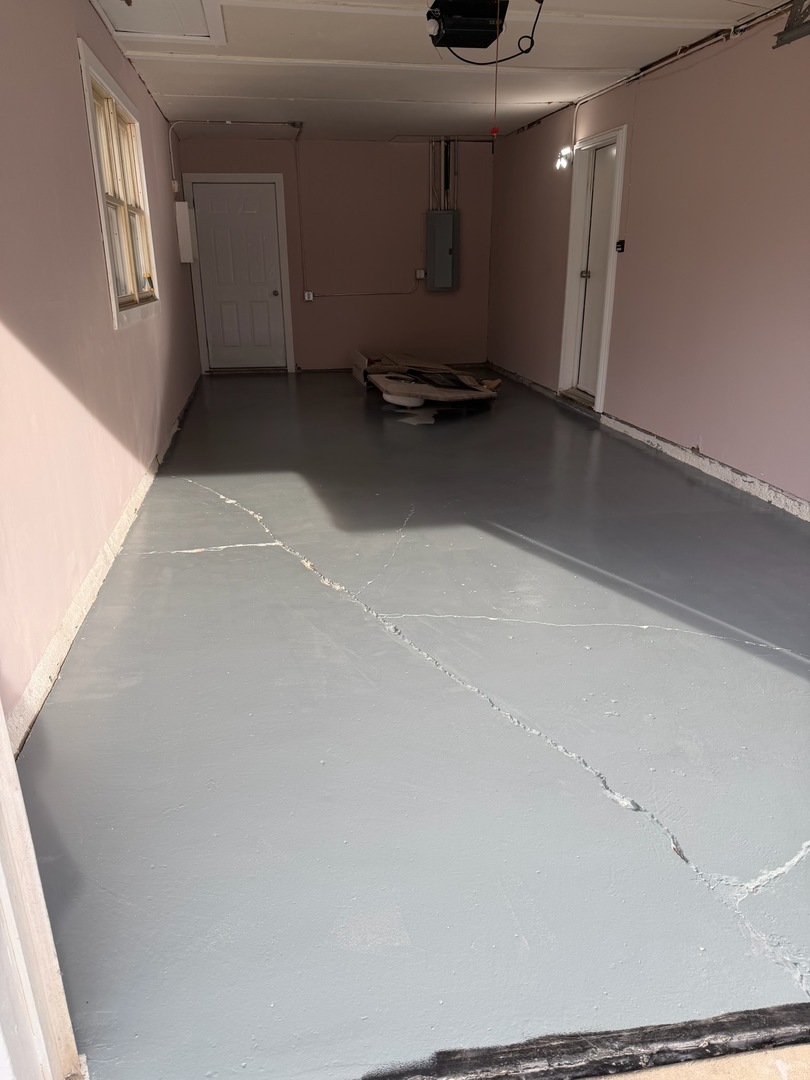 1019 Stratford Circle, Streamwood, IL 60107