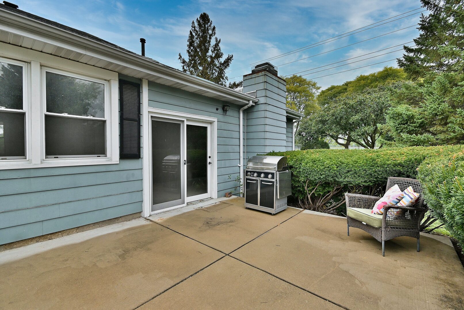 1001 S Edgewood Avenue, Lombard, IL 60148