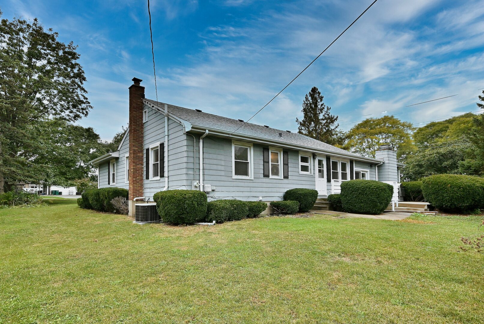 1001 S Edgewood Avenue, Lombard, IL 60148