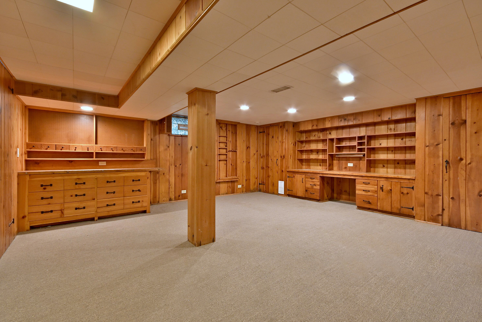 1001 S Edgewood Avenue, Lombard, IL 60148