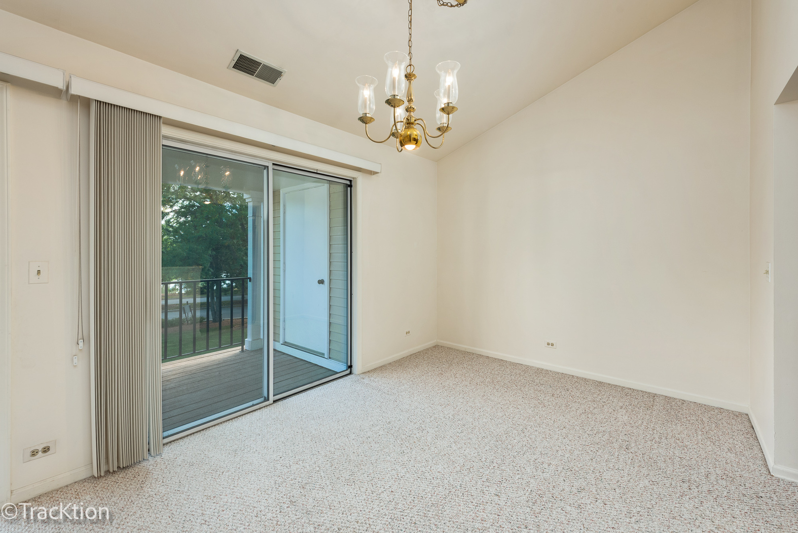 802 BUTTERNUT Lane #D, Mount Prospect, IL 60056