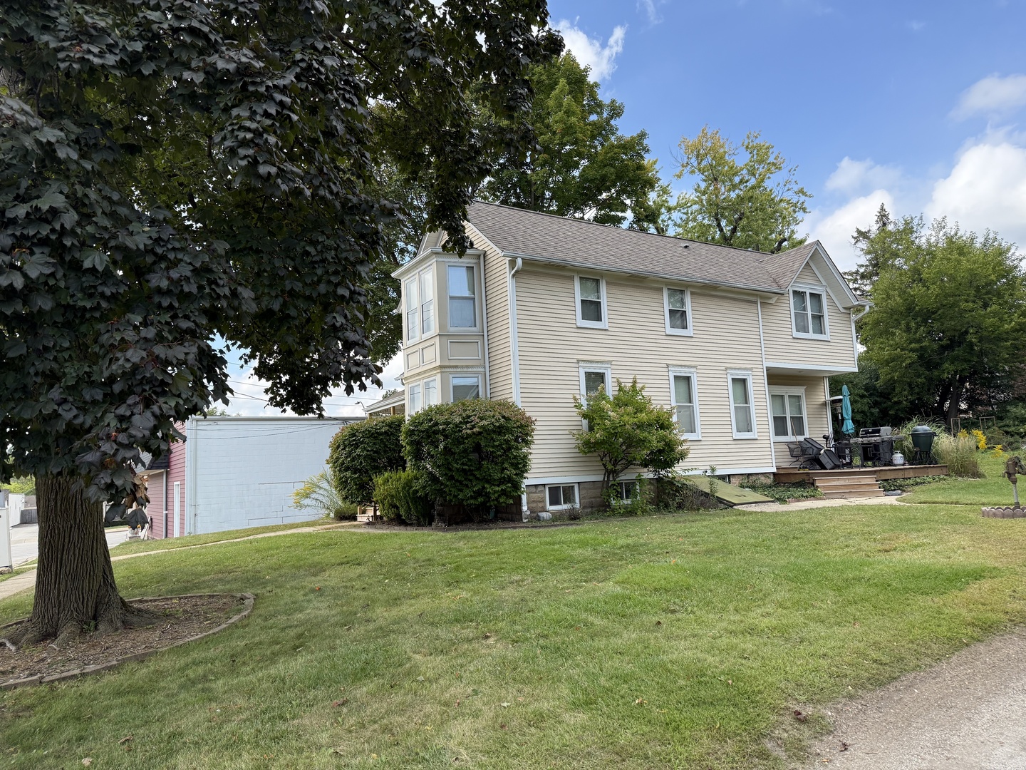 110 Appley Avenue, Libertyville, IL 60048