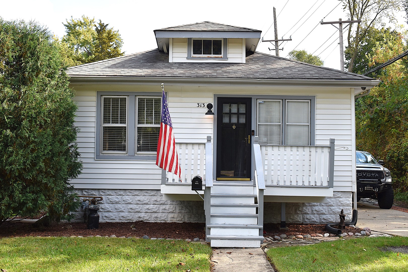 313 S Lombard Avenue, Lombard, IL 60148