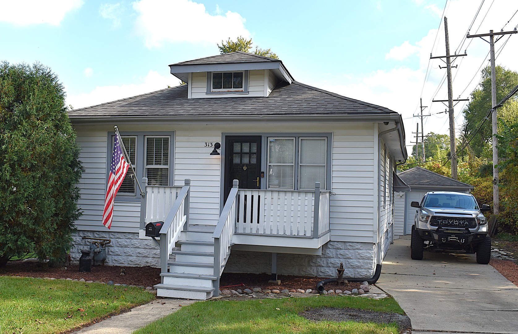 313 S Lombard Avenue, Lombard, IL 60148