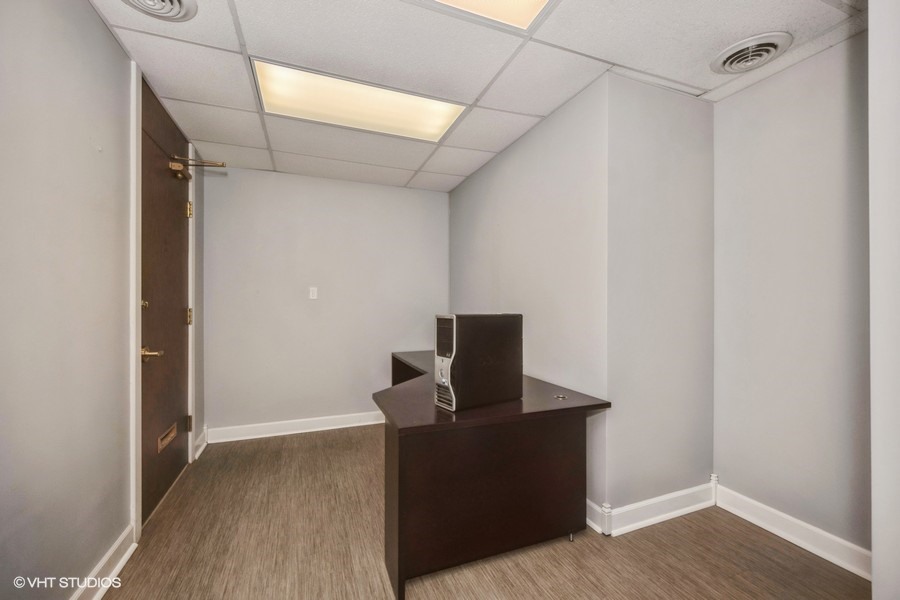 111 N Wabash Avenue #1212, Chicago, IL 60602