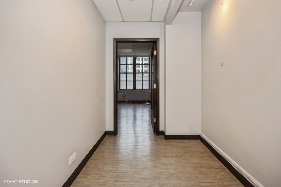 111 N Wabash Avenue #1212, Chicago, IL 60602