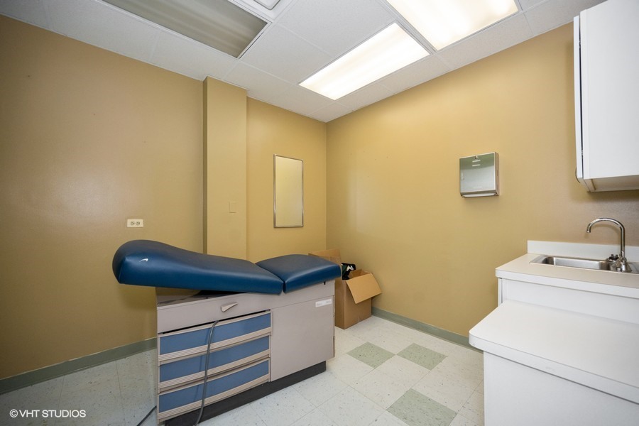 111 N Wabash Avenue #1212, Chicago, IL 60602