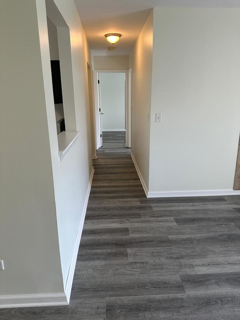 900 N Lakeside Drive #1A, Vernon Hills, IL 60061