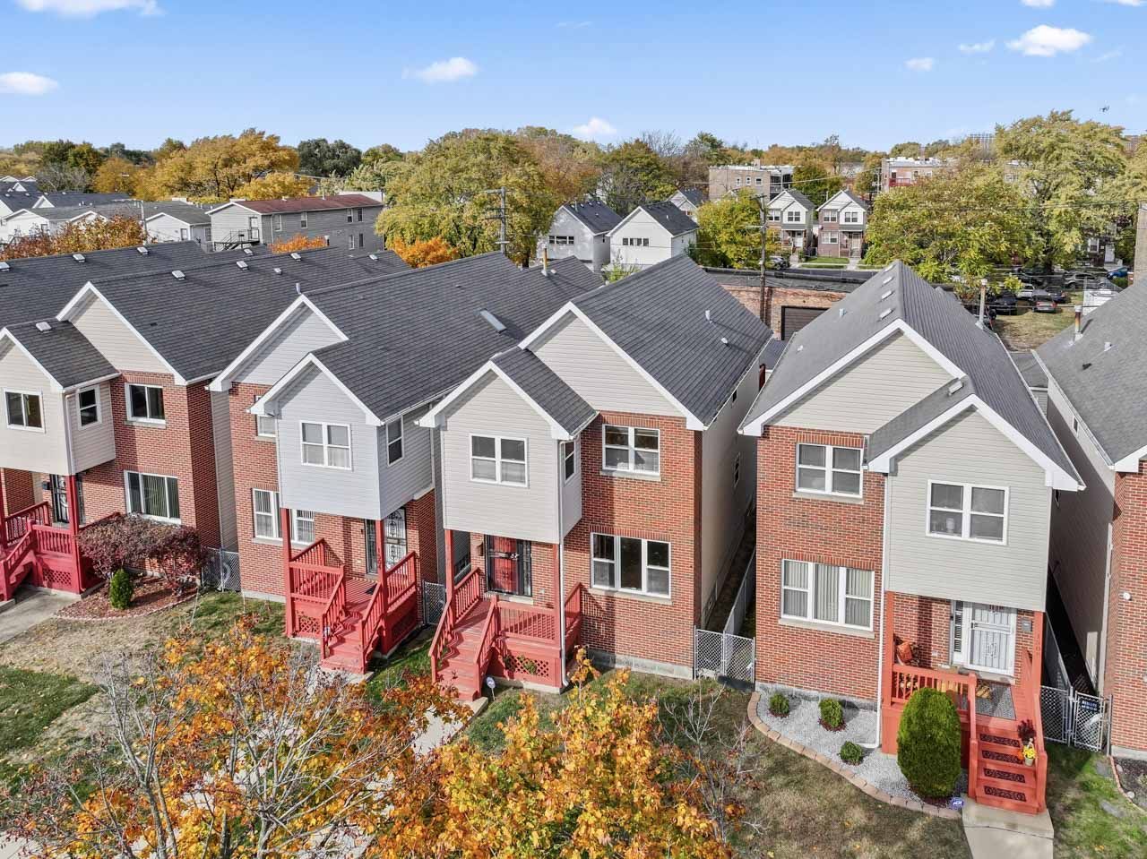 1506 E 72nd Place, Chicago, IL 60619