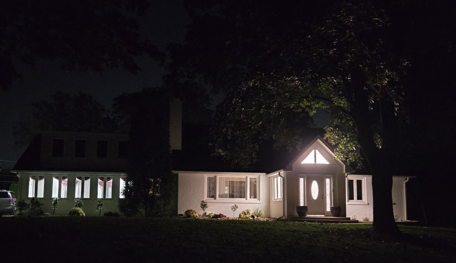 25W201 Summit Drive, Naperville, IL 60563
