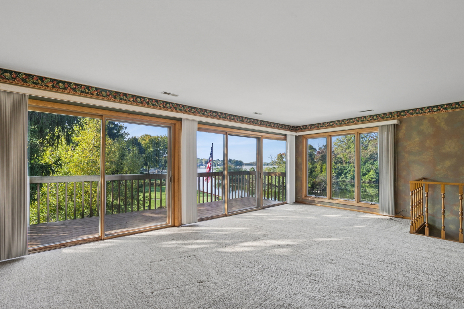 24913 W North Road, Lake Villa, IL 60046