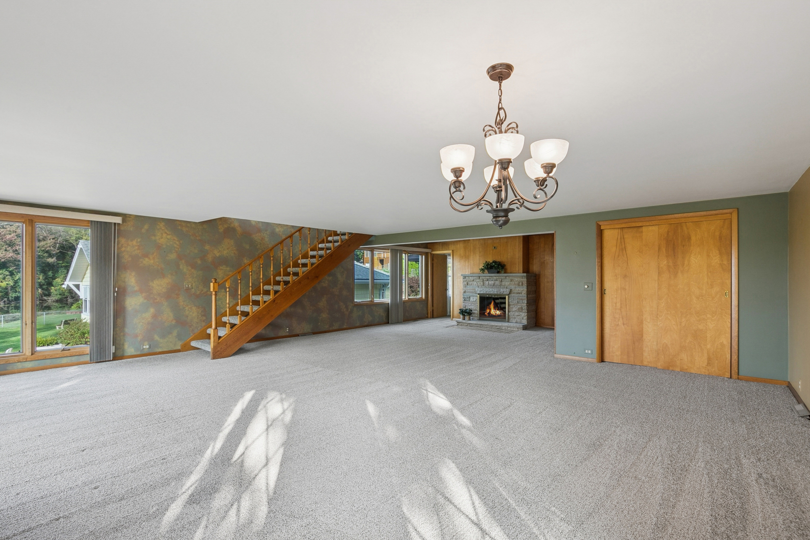 24913 W North Road, Lake Villa, IL 60046