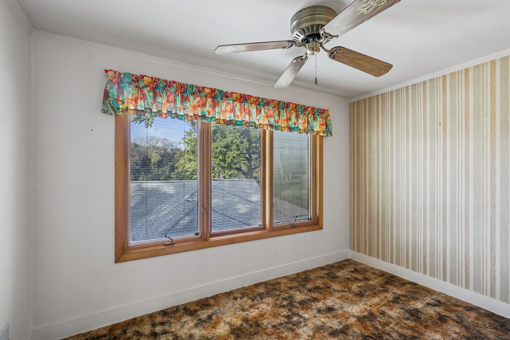 24913 W North Road, Lake Villa, IL 60046