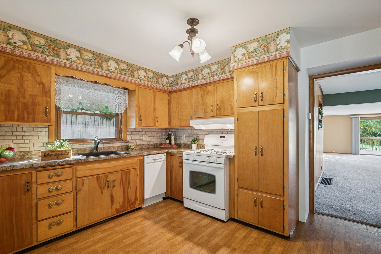 24913 W North Road, Lake Villa, IL 60046