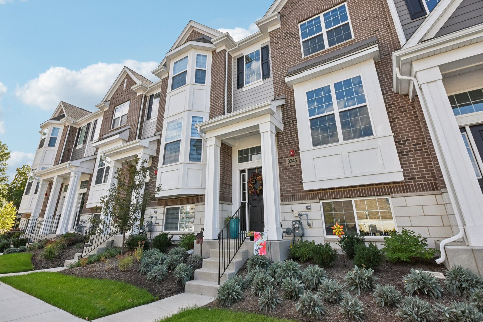 9245 Harlowe Lane, Orland Park, IL 60462