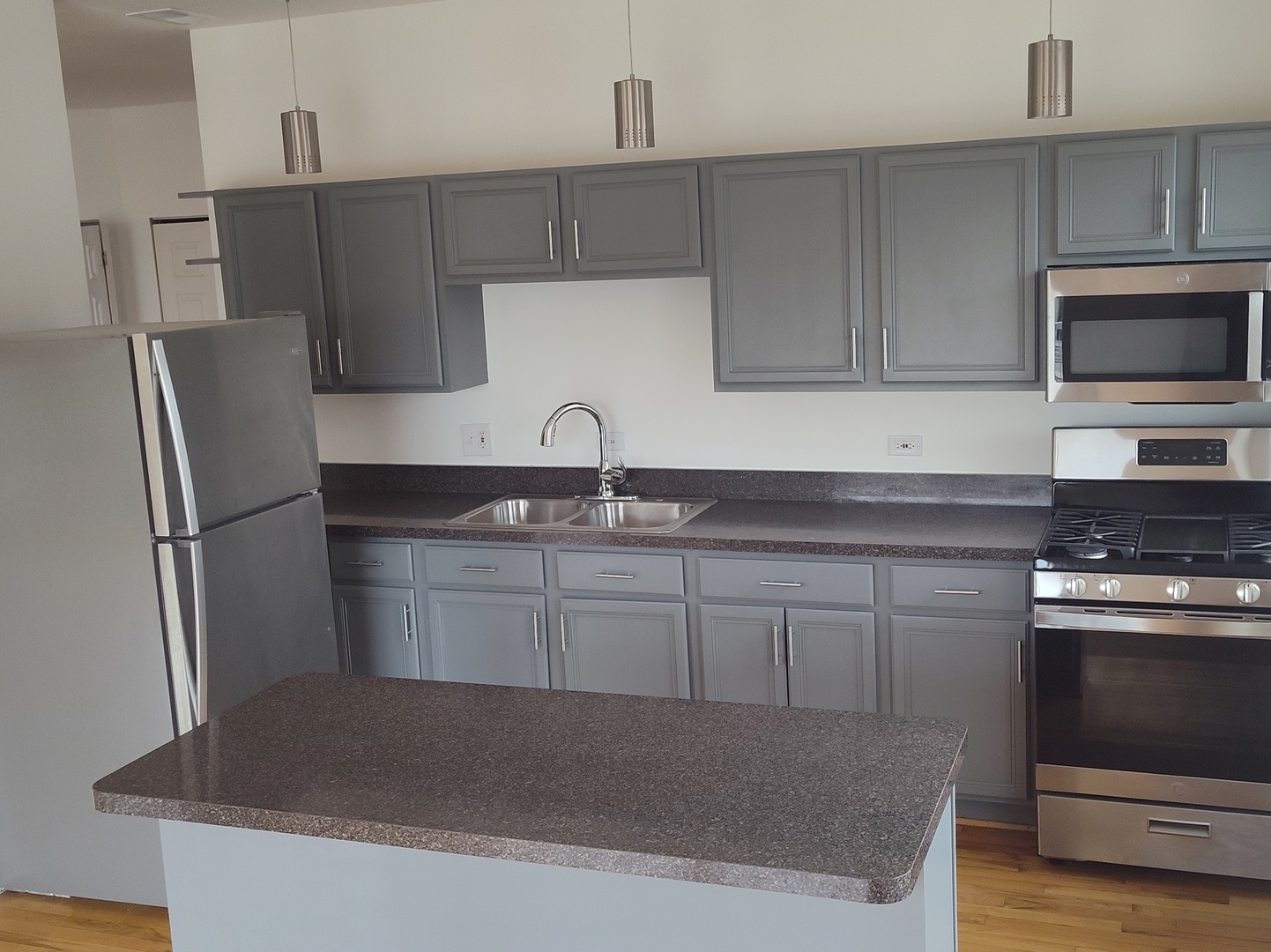 757 S Independence Boulevard #3S, Chicago, IL 60624