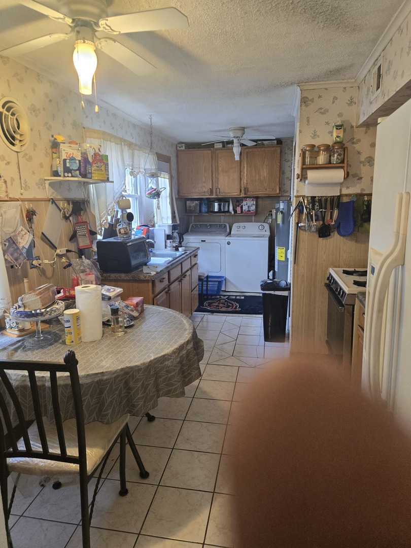 2038 Ruby Street, Melrose Park, IL 60164