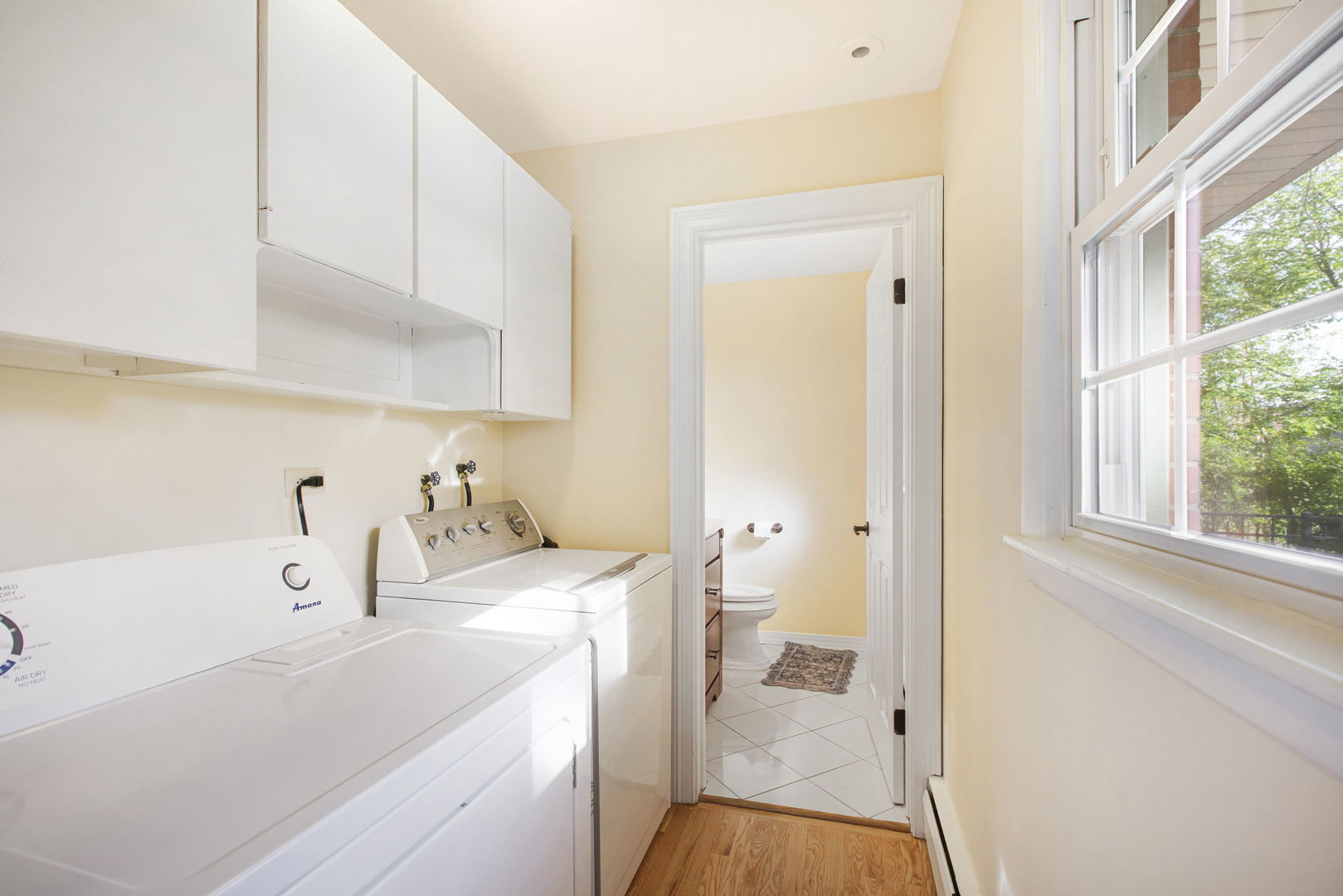 2829 Briarwood Drive, Arlington Heights, IL 60005