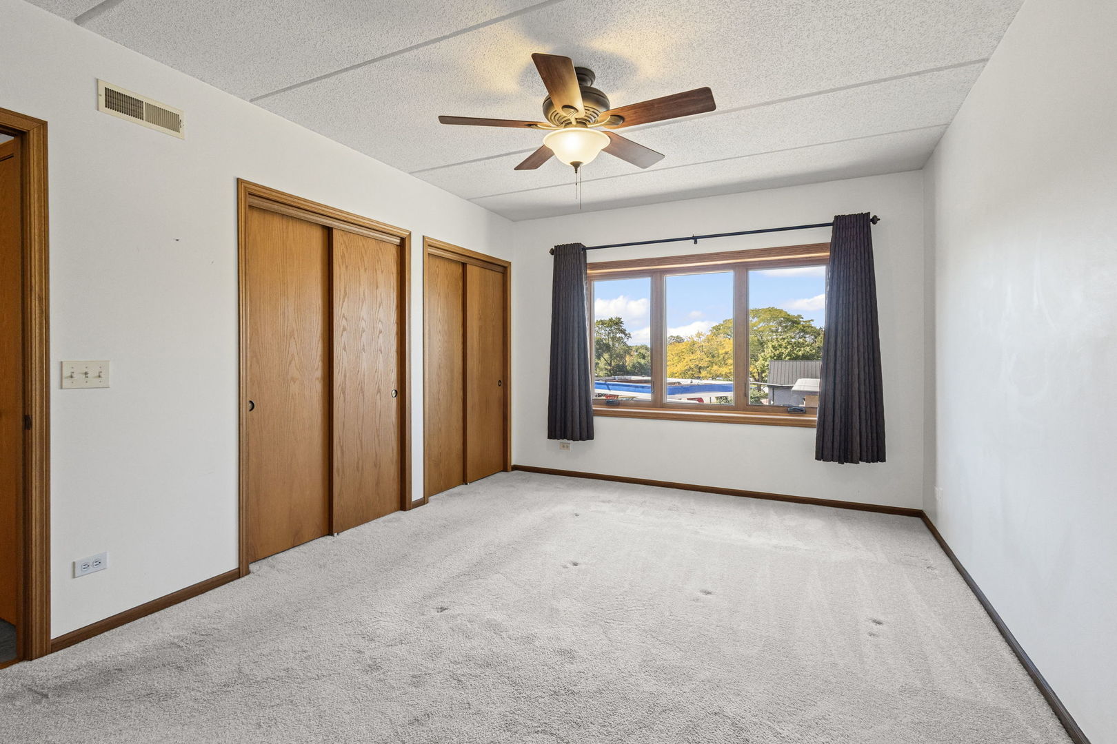 201 N Vail Avenue #305, Arlington Heights, IL 60004