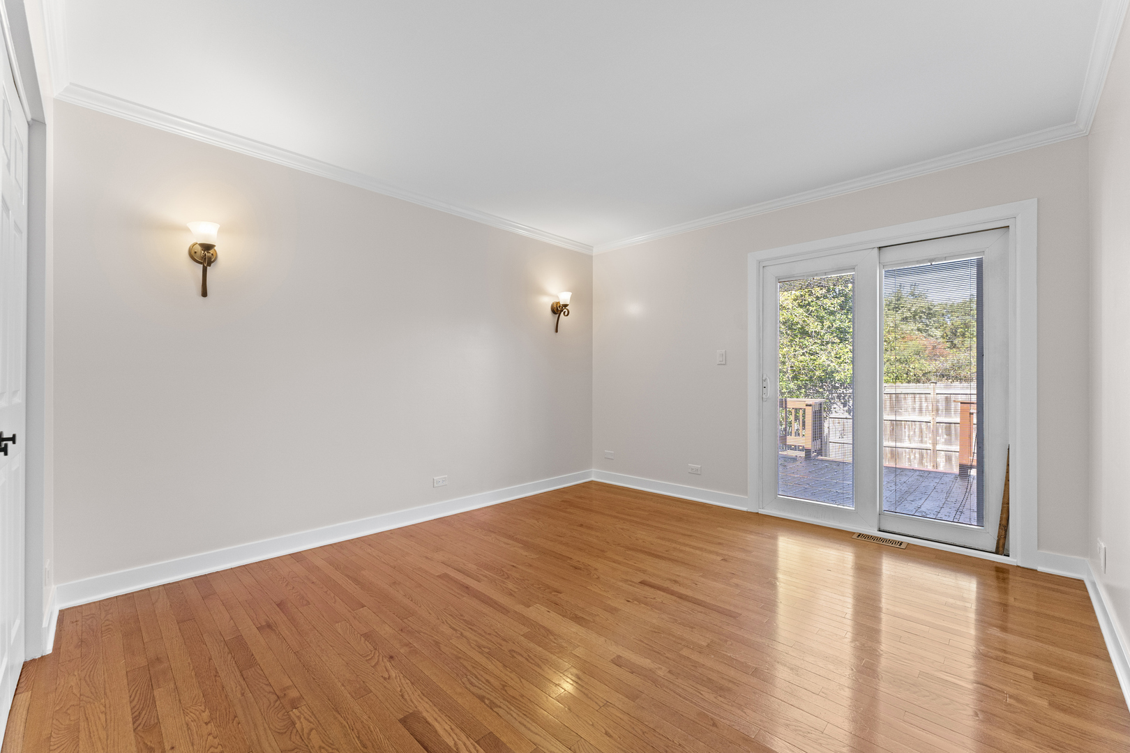 1643 Estate Circle, Naperville, IL 60565