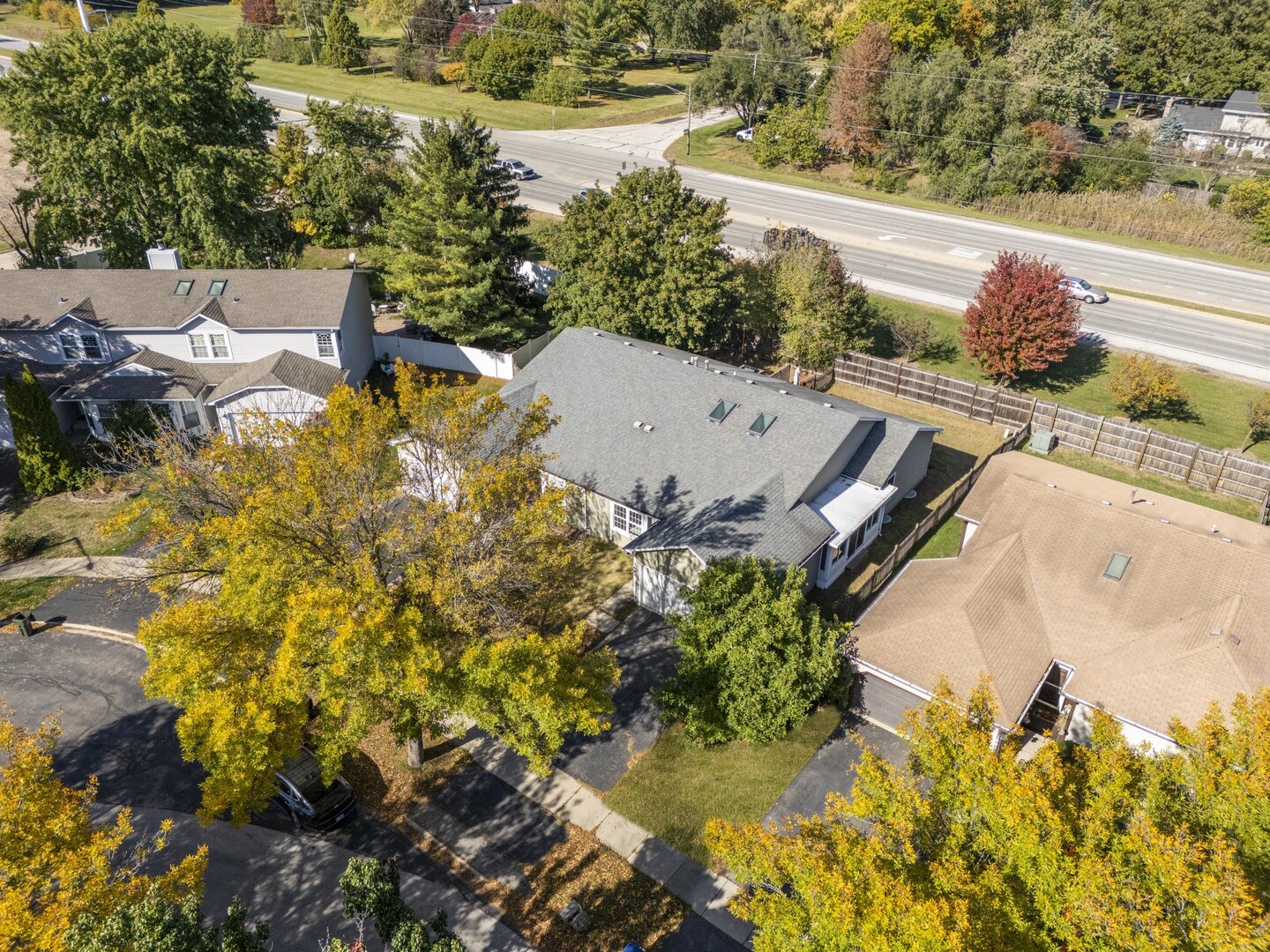 1643 Estate Circle, Naperville, IL 60565