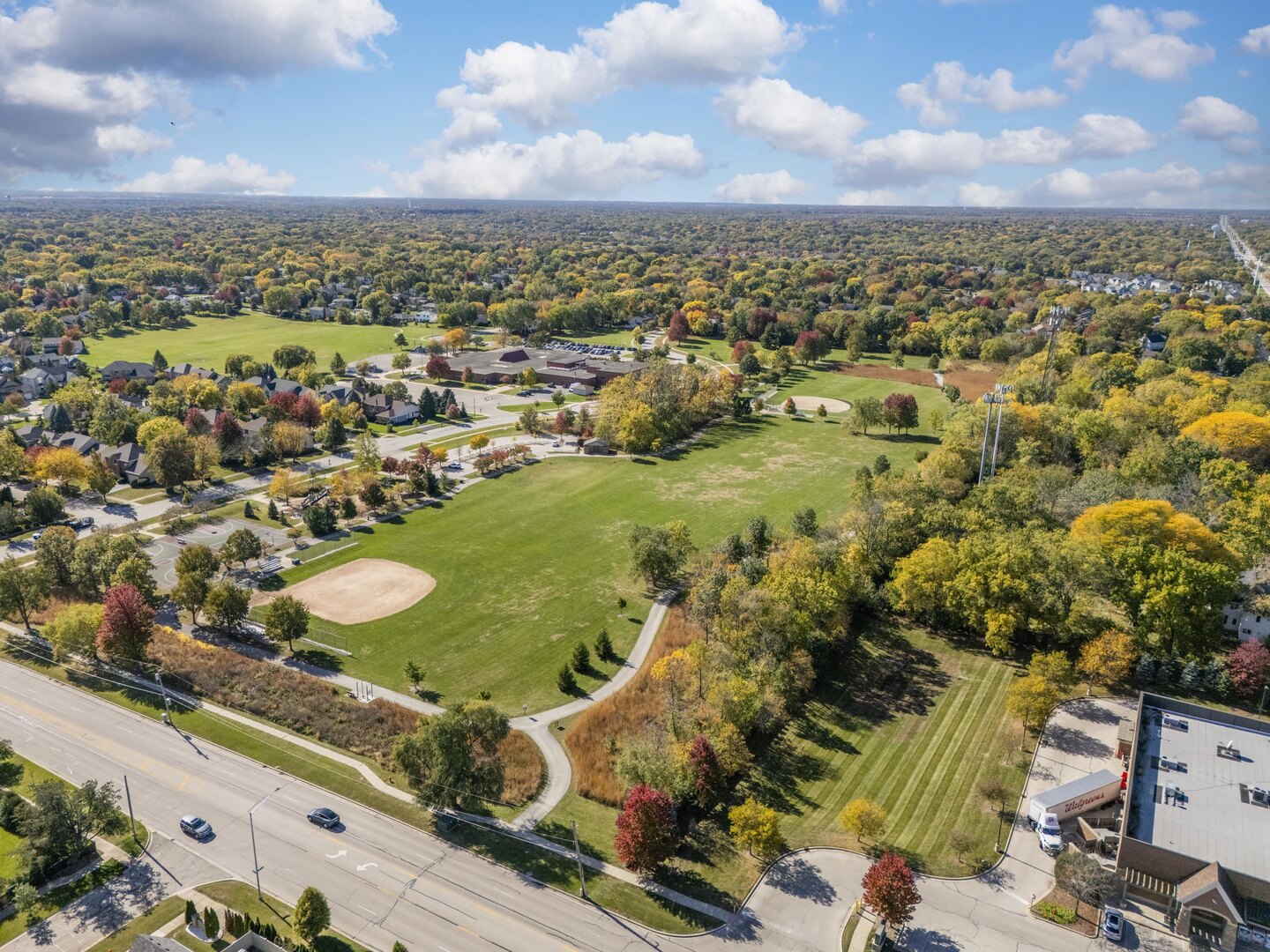 1643 Estate Circle, Naperville, IL 60565