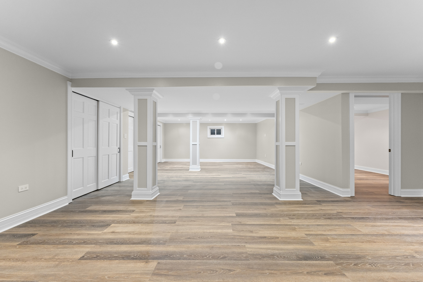 1643 Estate Circle, Naperville, IL 60565