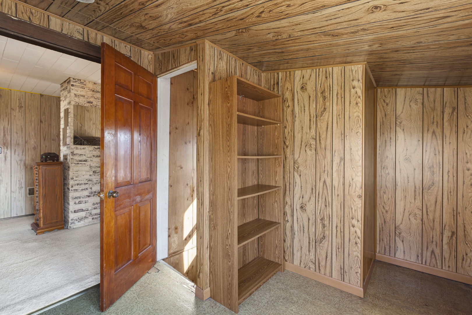 7944 Nottingham Avenue, Burbank, IL 60459