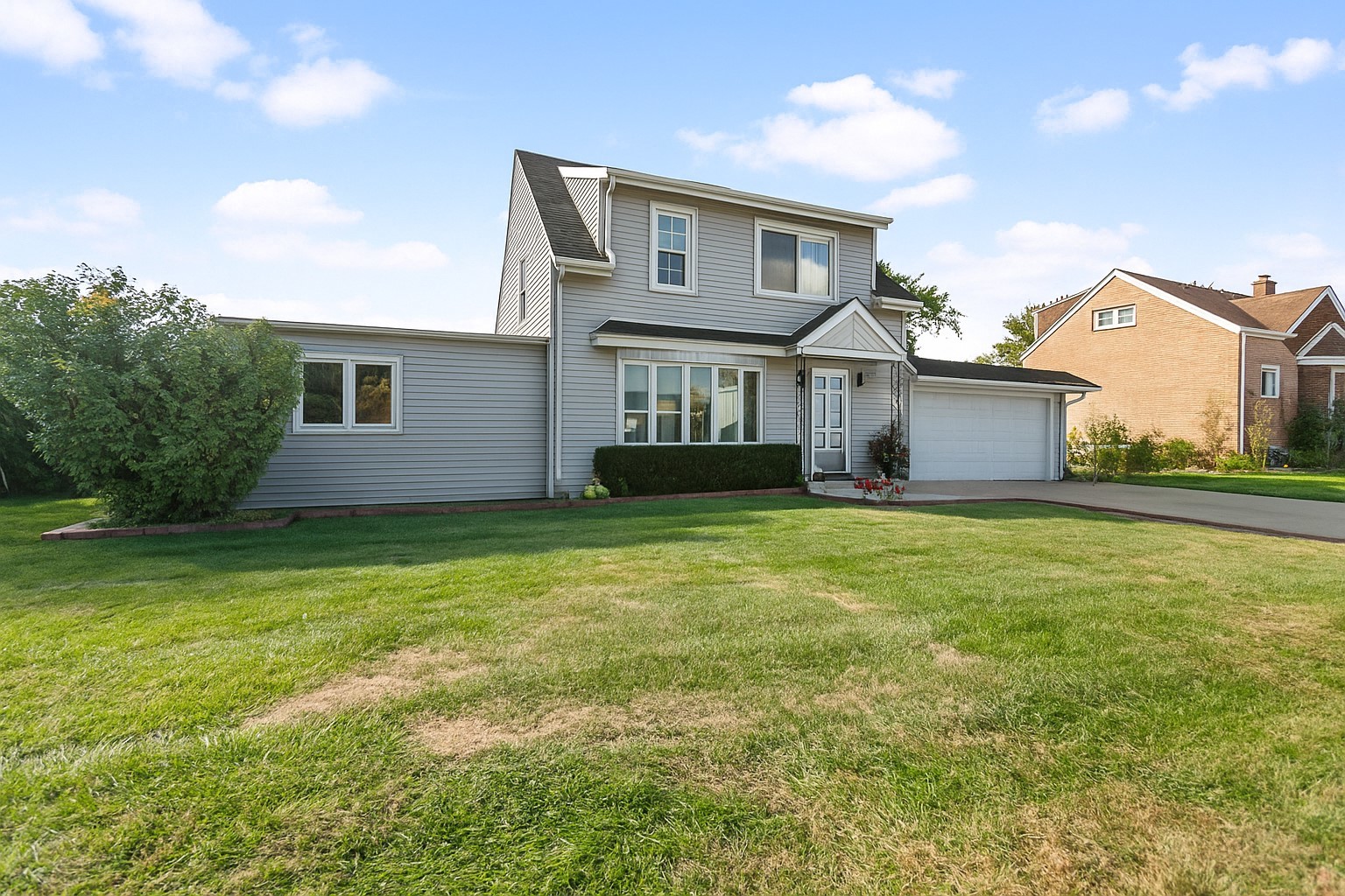 7944 Nottingham Avenue, Burbank, IL 60459