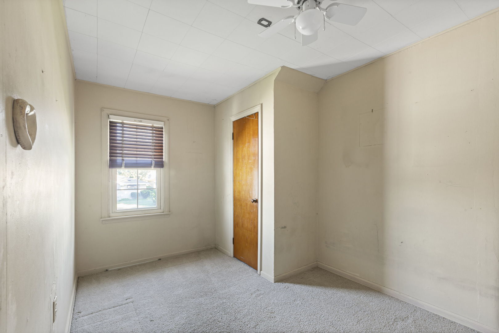 7944 Nottingham Avenue, Burbank, IL 60459