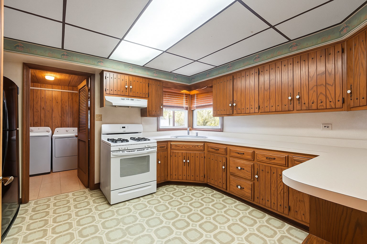 7944 Nottingham Avenue, Burbank, IL 60459