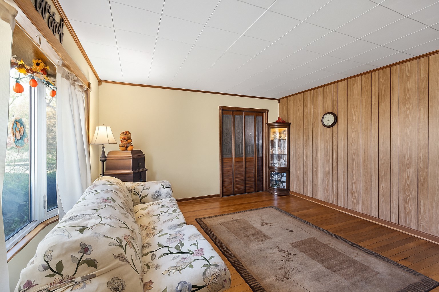 7944 Nottingham Avenue, Burbank, IL 60459