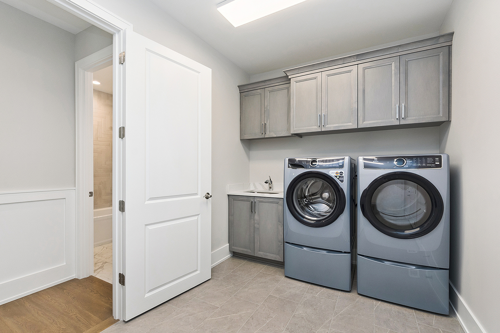 11045 Lizmore Lane, Orland Park, IL 60467