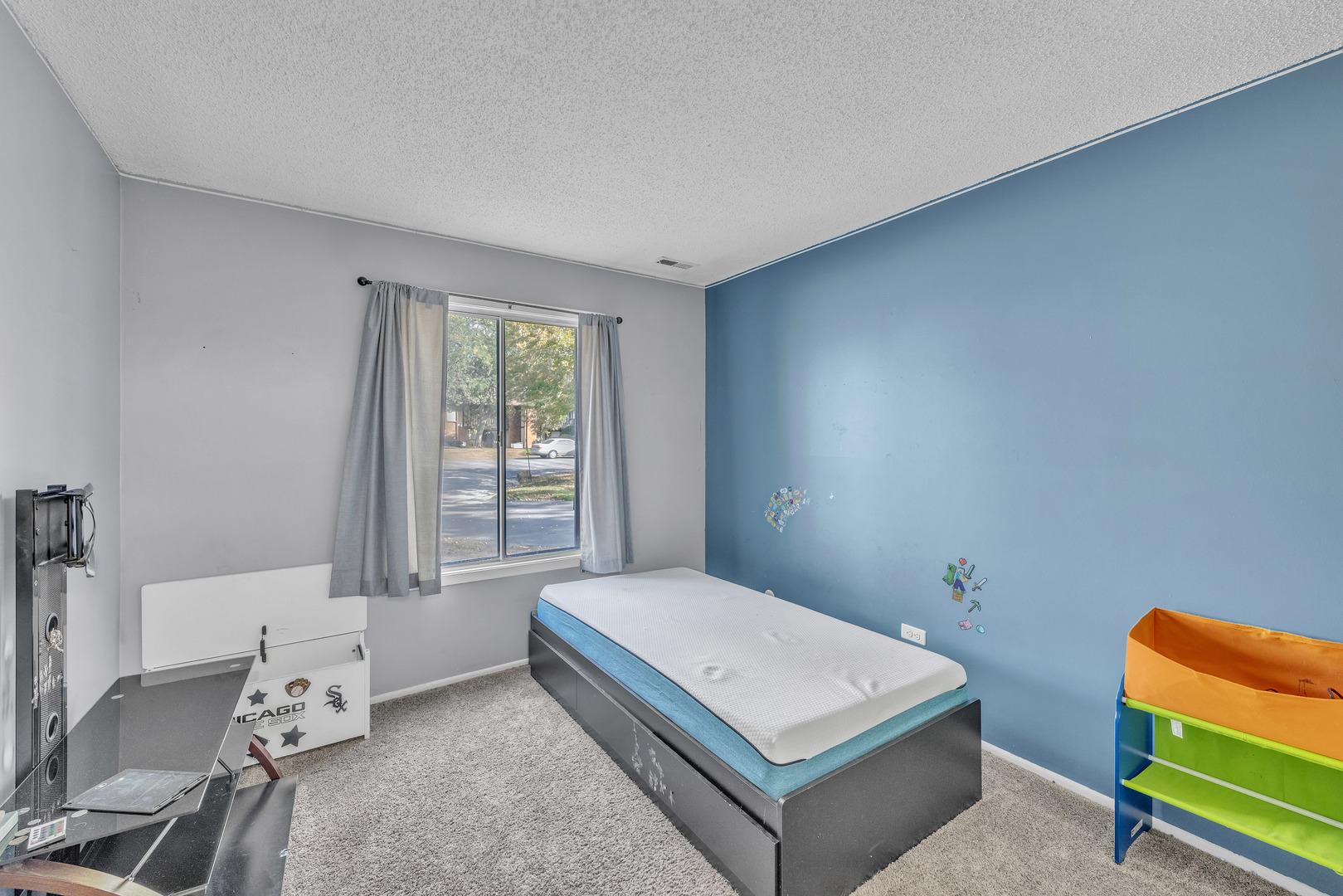 8255 Holly Court #25B, Palos Hills, IL 60465