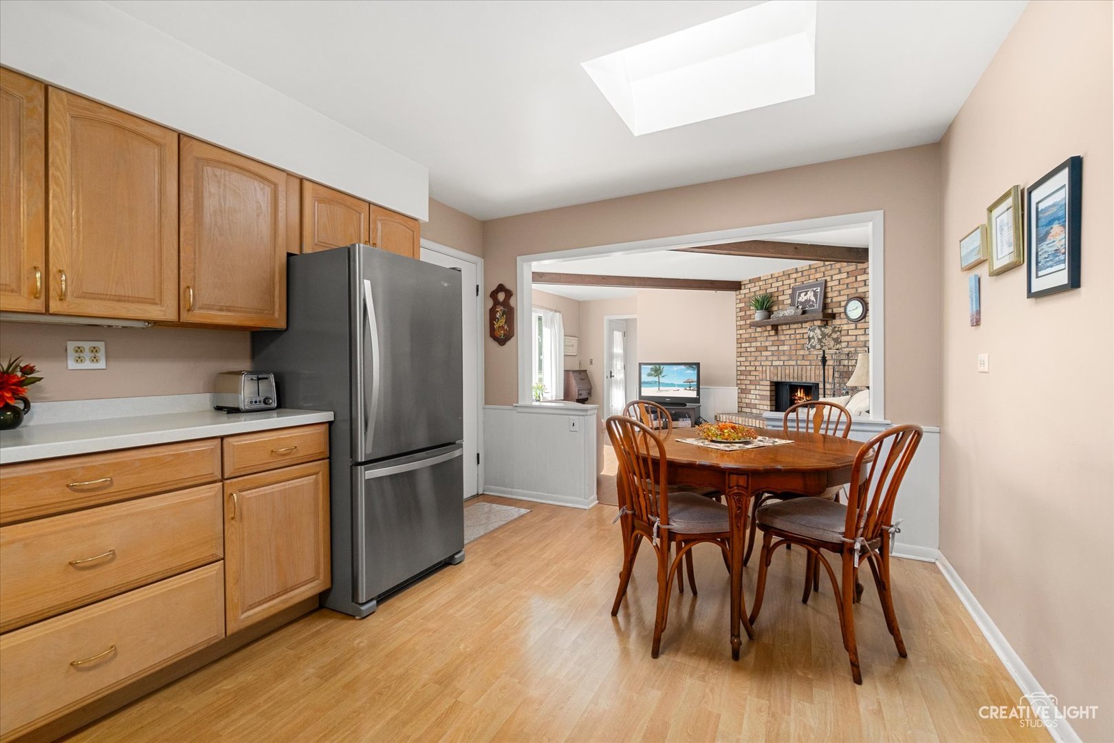 325 E Hawthorne Boulevard, Wheaton, IL 60187