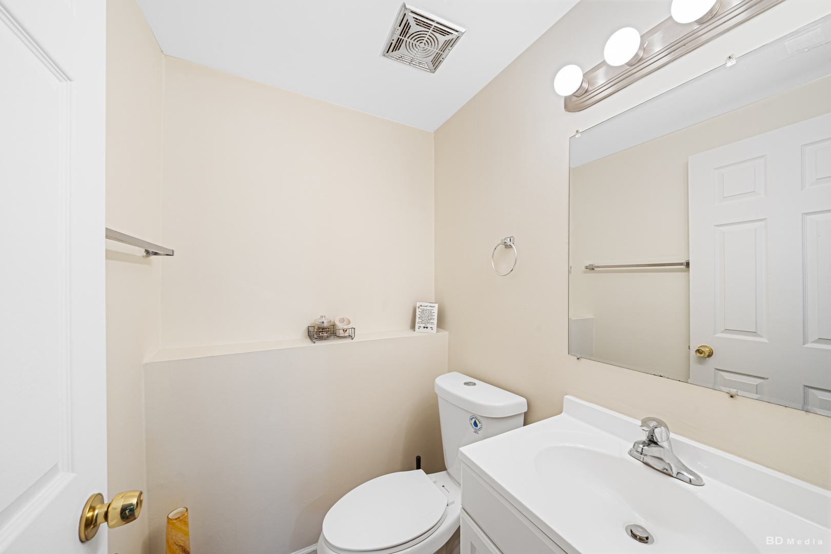 17651 Hillcrest Drive, Country Club Hills, IL 60478