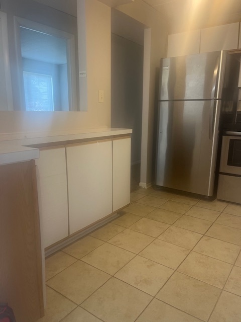 1102 Westover Lane #1-C, Schaumburg, IL 60193