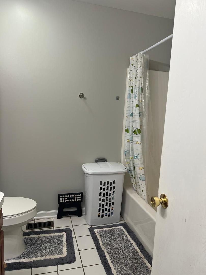 3496 Willowview Court #3496, Aurora, IL 60504