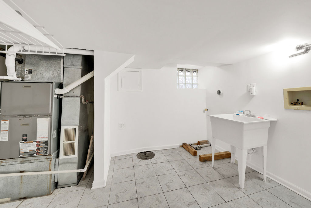 3624 W 69th Street, Chicago, IL 60629