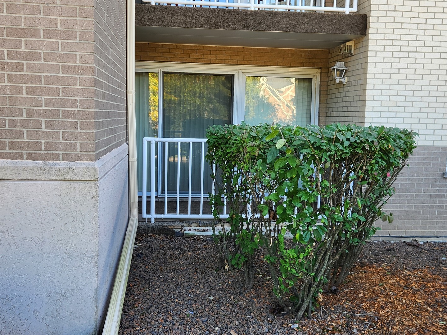 440 E Montrose Avenue #107, Wood Dale, IL 60191