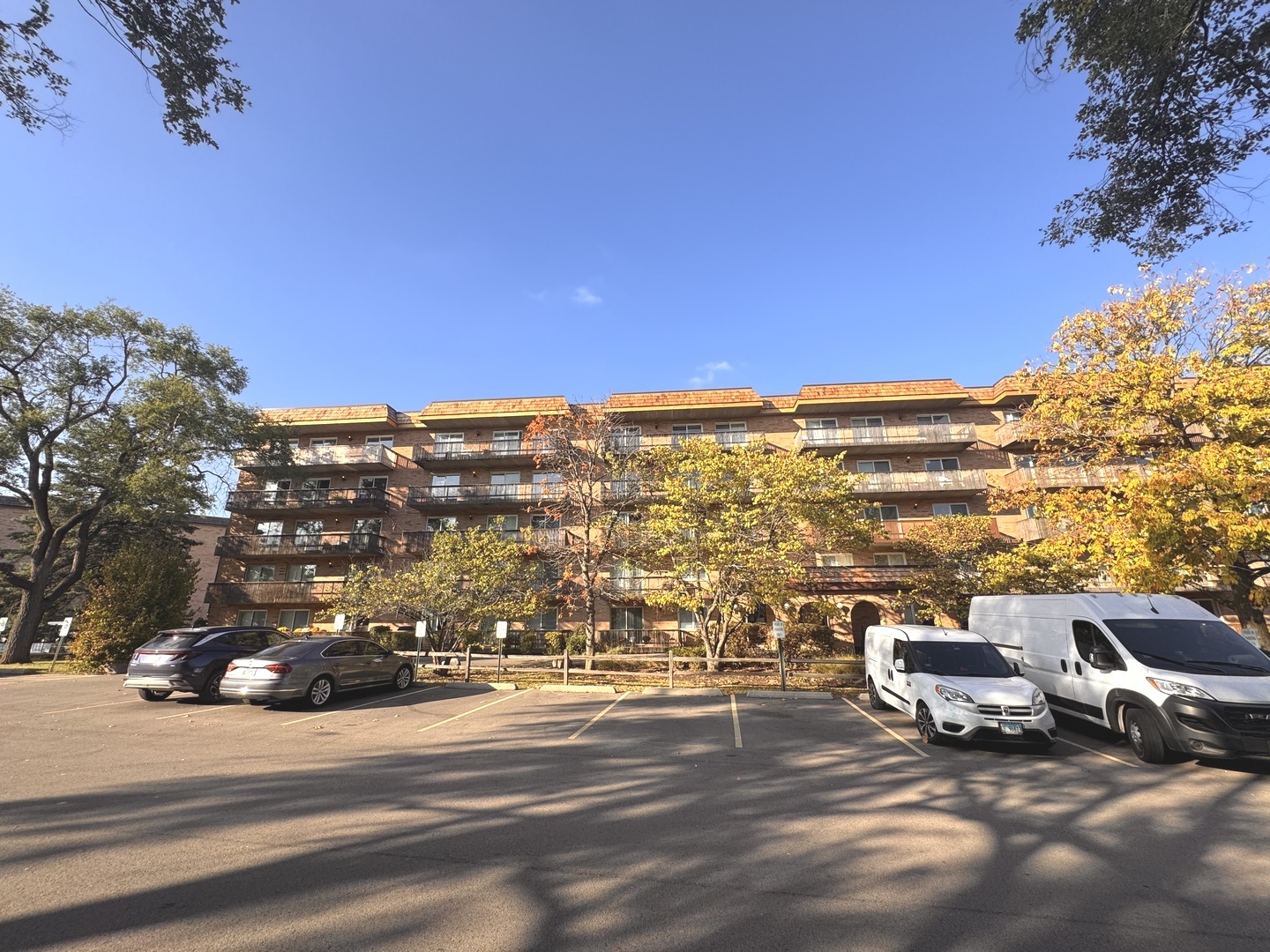 502 Redondo Drive #502, Downers Grove, IL 60516