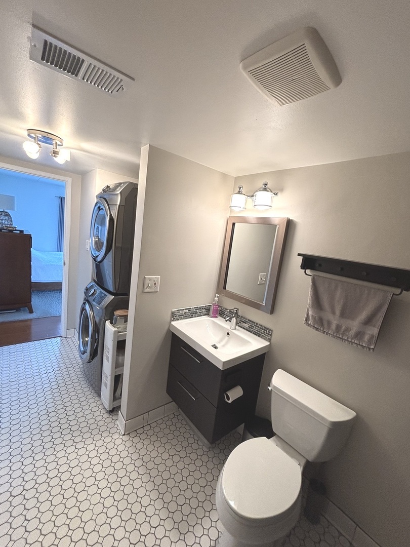 502 Redondo Drive #502, Downers Grove, IL 60516