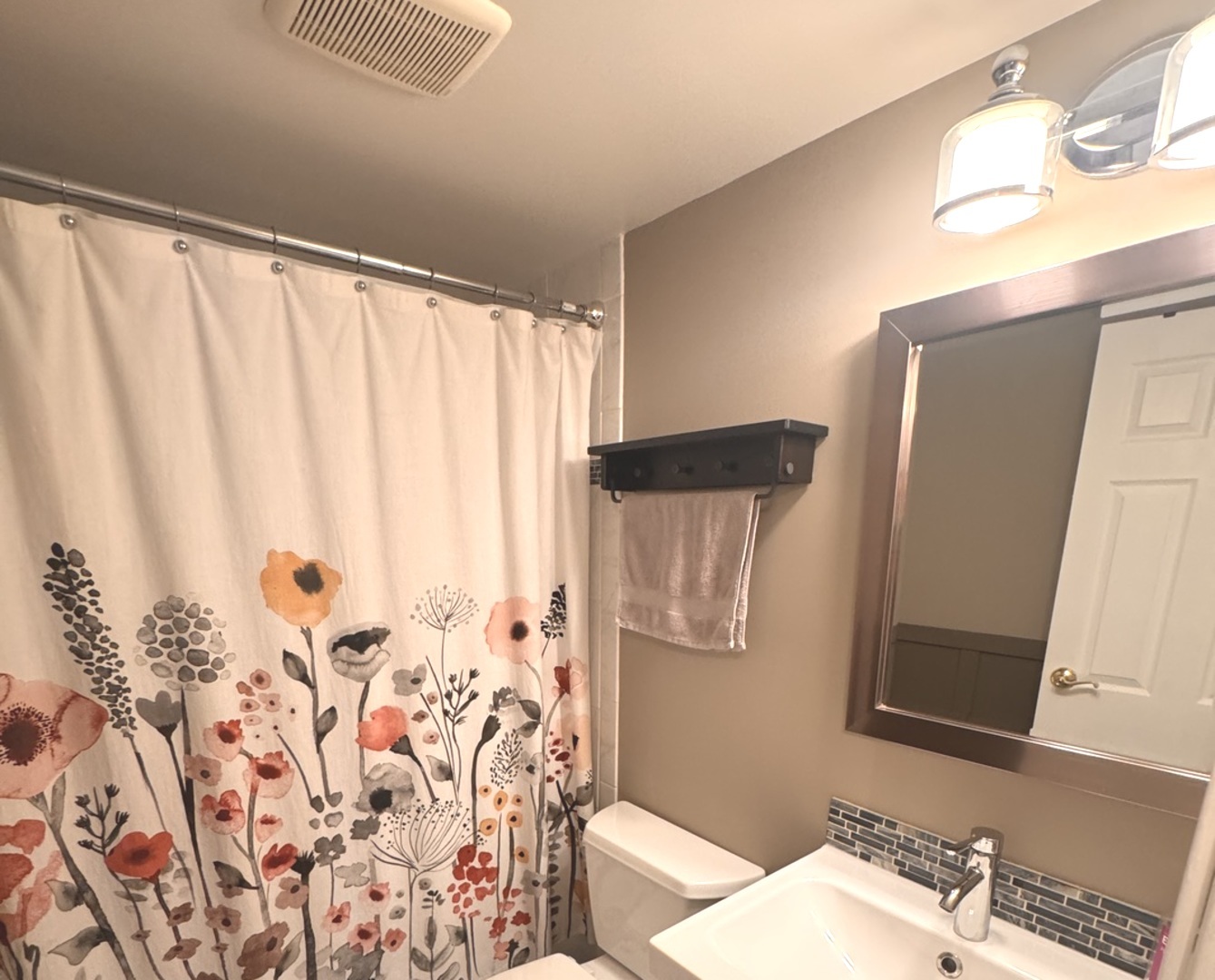 502 Redondo Drive #502, Downers Grove, IL 60516